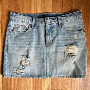 Gap petite women’s denim skirt size 26 petite